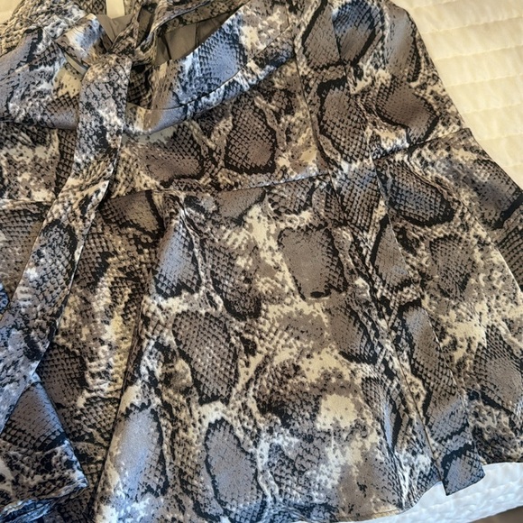 Snake Print Skirt satin - Picture 4 of 6